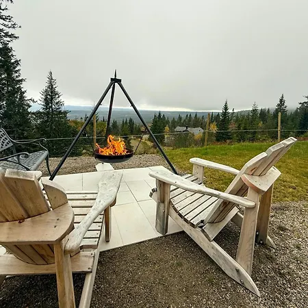 Tatil Evi Modern With Ski-inout Near Birken Trails