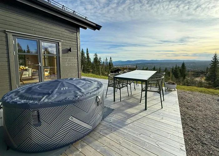 Modern With Ski-inout Near Birken Trails * Rena