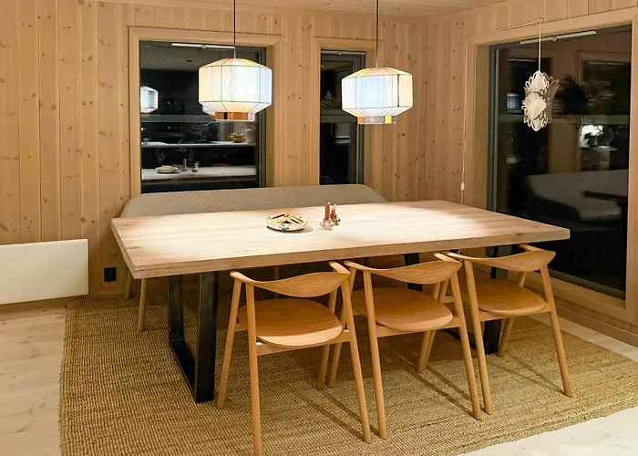 Modern With Ski-inout Near Birken Trails * Rena